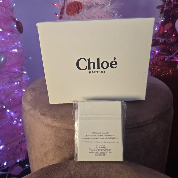 Chloe Parfum Wristlet and Necklace - Picture 2 of 12